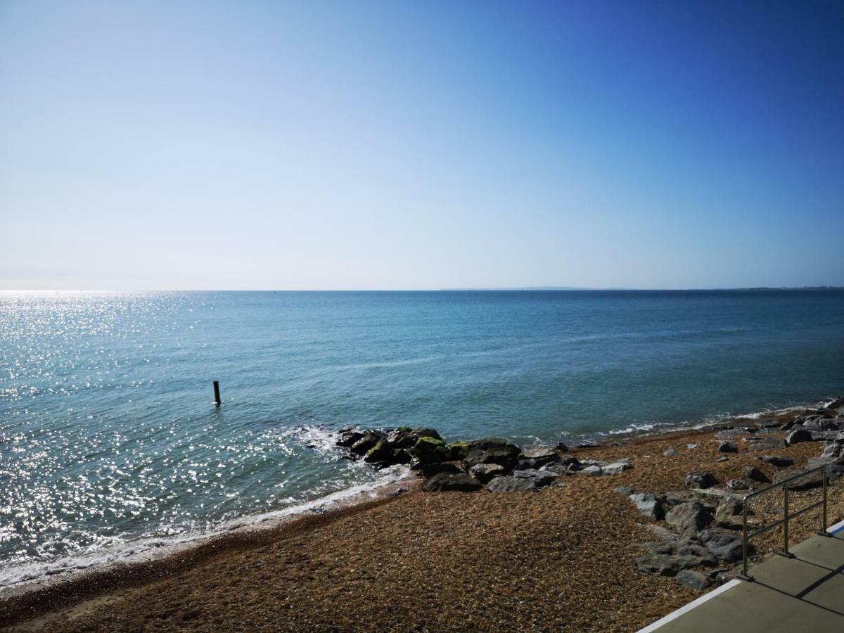 Pebble Bay Retreat Vila Milford on Sea Exterior foto